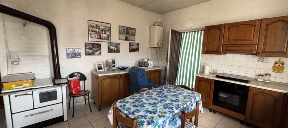 2 bedrooms House in Mombello Monferrato, Italy No. 92433 4