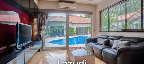 5 bedrooms Cafe / restaurant in Pattaya, Thailand No. 15654 2