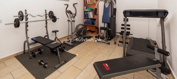 5 bedrooms Villa in Alhaurin de la Torre, Spain No. 135216 27