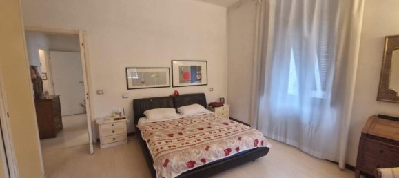 7-salle Appartement à Carrara, Italy No. 32883 13