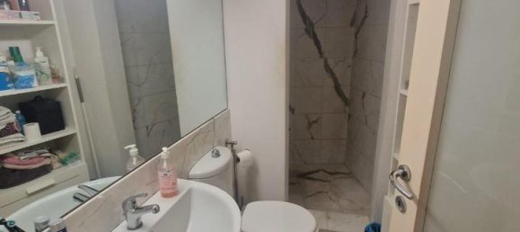 7-salle Appartement à Carrara, Italy No. 32883 21