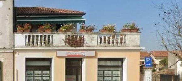 6-salle Villa à Silea, Italy No. 38972 9