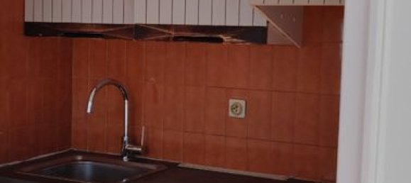 Estudio en Marseille, France No. 333800 2