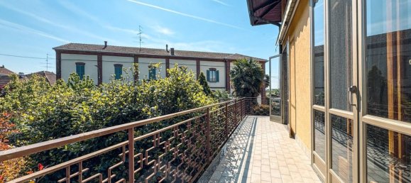 3 bedrooms House in Cavaglio d'Agogna, Italy No. 377485 7