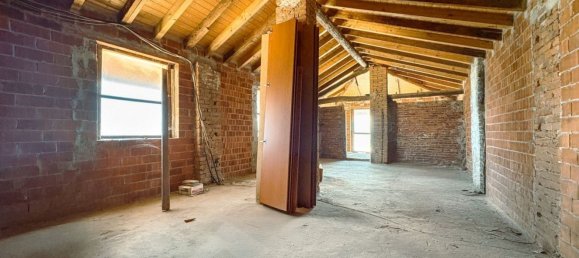 3 bedrooms House in Cavaglio d'Agogna, Italy No. 377485 16