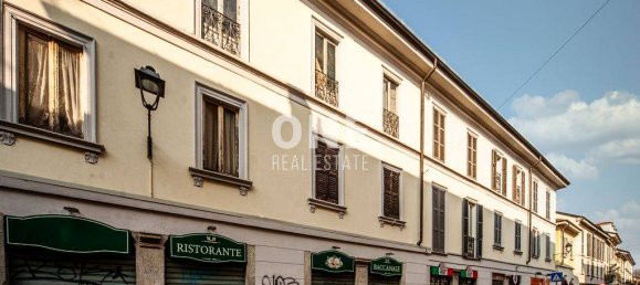 3-salle Propriété commerciale à Monza, Italy No. 6522 9