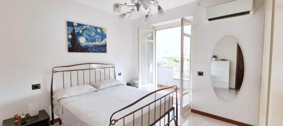 3 chambres Appartement à Massa, Italy No. 376033 7