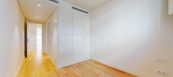 Дуплекс с 5 спальнями в Лиссабон, Португалия № 132673 7