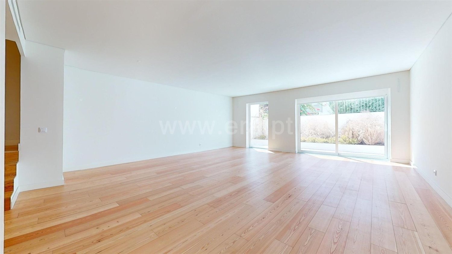 Дуплекс с 5 спальнями в Лиссабон, Португалия № 132673