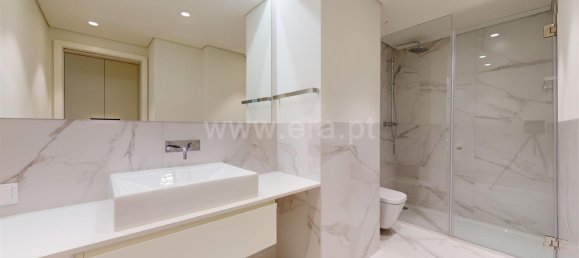 Дуплекс с 5 спальнями в Лиссабон, Португалия № 132673 17