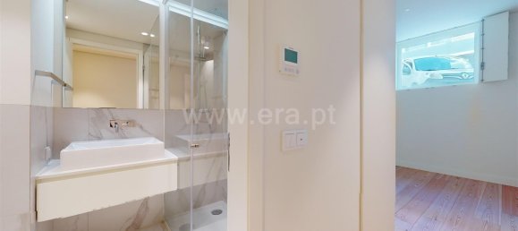 Дуплекс с 5 спальнями в Лиссабон, Португалия № 132673 6