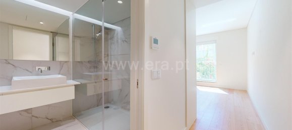 Дуплекс с 5 спальнями в Лиссабон, Португалия № 132673 13