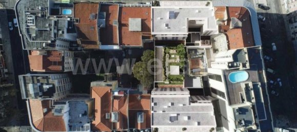 Дуплекс с 5 спальнями в Лиссабон, Португалия № 132673 22