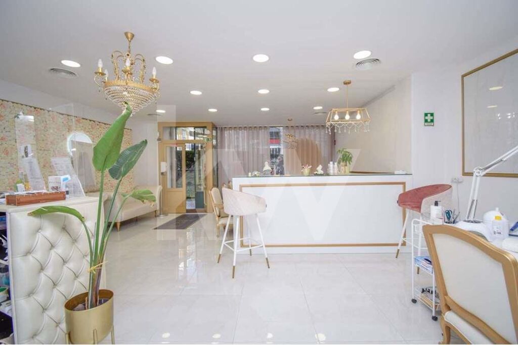  عقار تجاري في Lisbon, Portugal 168متر مربع رقم 73737