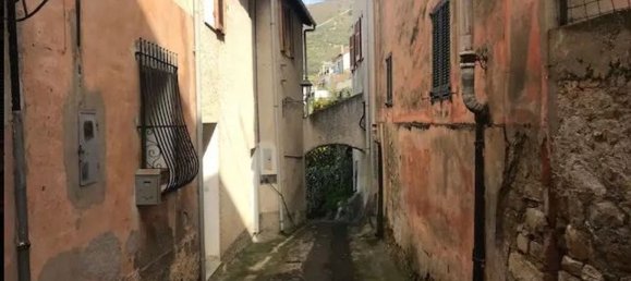 9 rooms House in Castellaro, Italy No. 39258 17