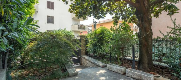 3غرفة منزل في Segrate, Italy رقم 264890 5