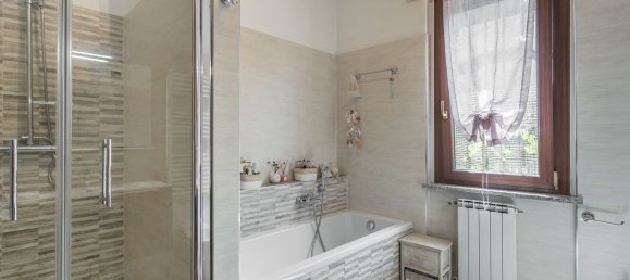 3غرفة منزل في Segrate, Italy رقم 264890 25