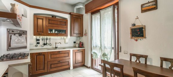 3غرفة منزل في Segrate, Italy رقم 264890 16