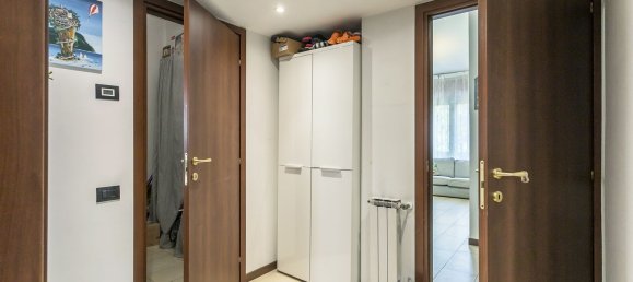 3غرفة منزل في Segrate, Italy رقم 264890 31