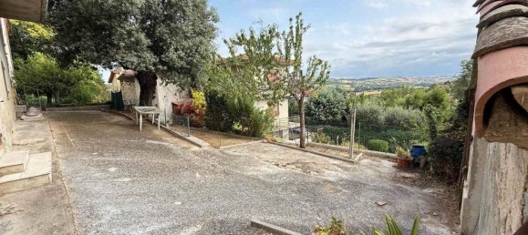 Casa de 8 divisões em Monte Porzio, Italy N.º 274873 6