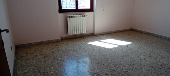 5 bedrooms Apartment in Giarre, Italy No. 376724 4