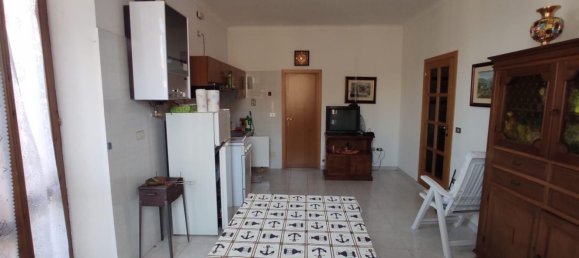 4-salle Appartement à Sant'Angelo in Vado, Italy No. 269401 7