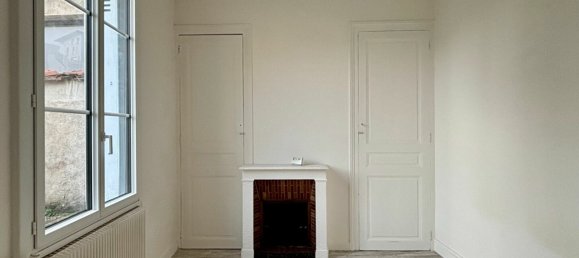 Дом с 6 спальнями в Тур, Франция № 159357 3