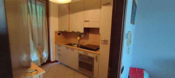 2 rooms Apartment in Dizzasco, Italy No. 157866 4