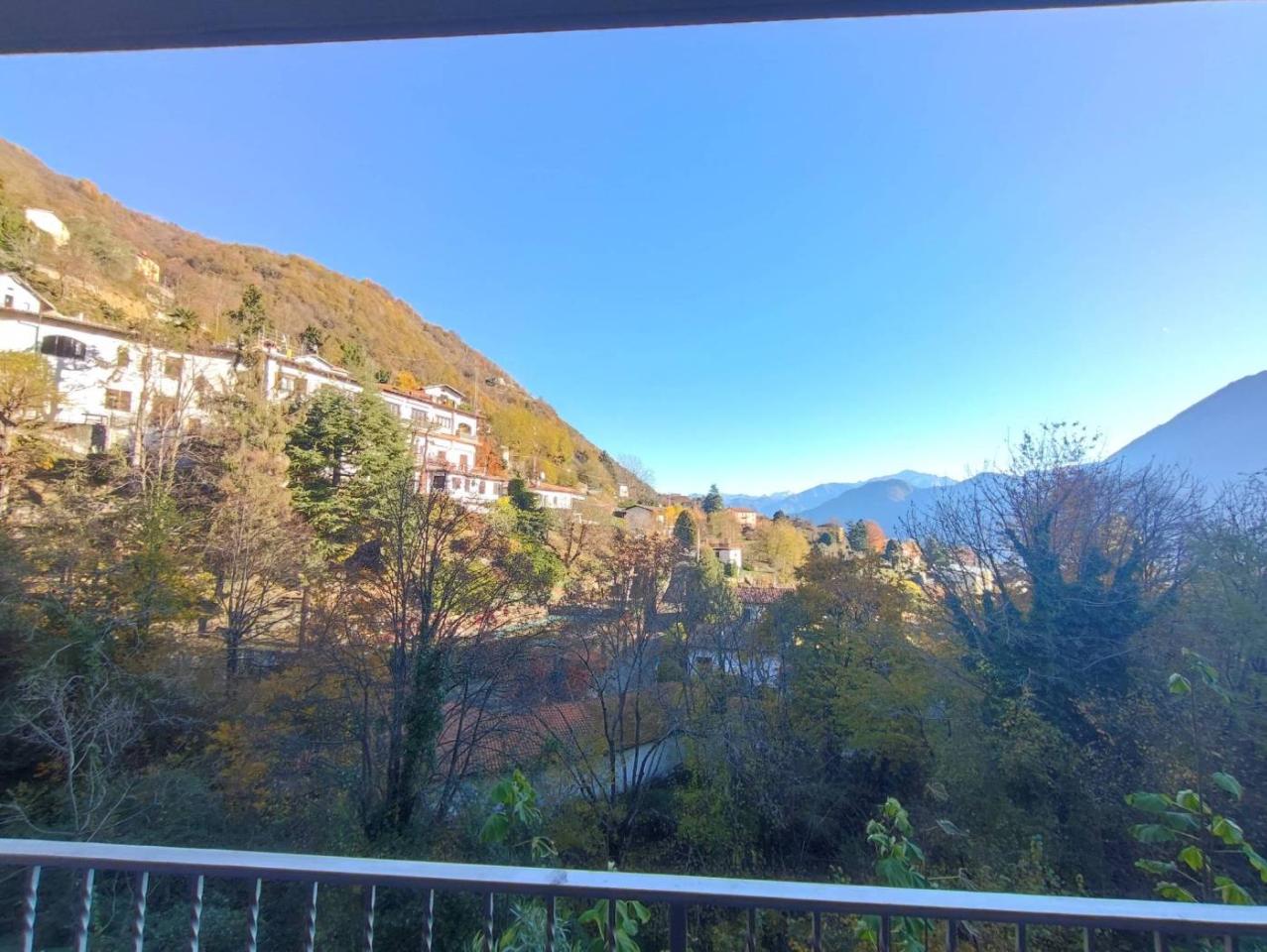 2 rooms Apartment in Dizzasco, Italy No. 157866