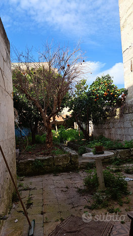 8-Zimmer Wohnung in Carosino, Italy, Nr. 253890