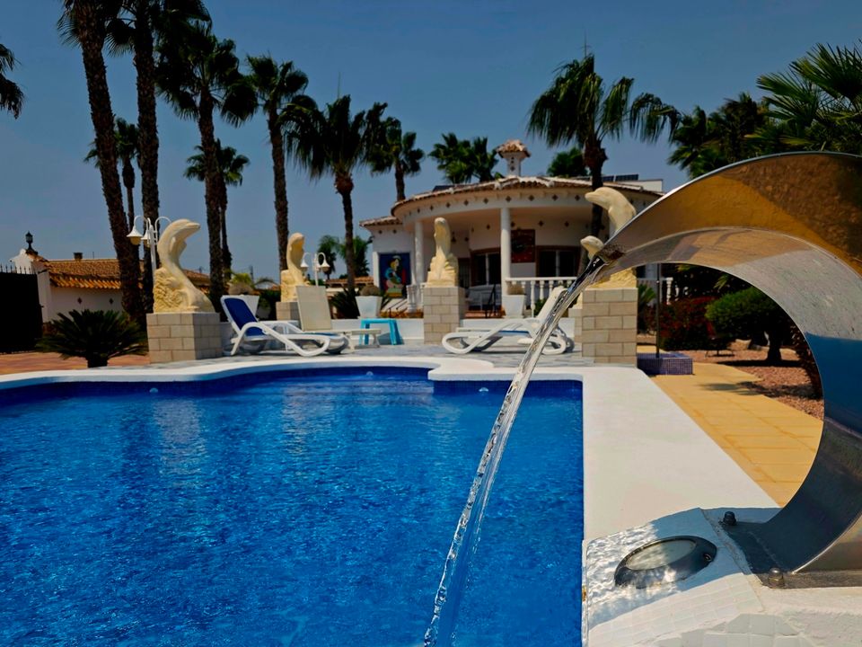 5 غرف نوم فيلا في Catral, Spain رقم 223038