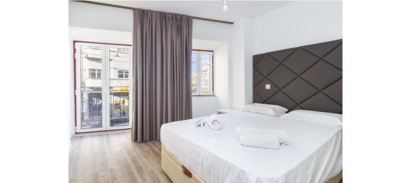 447m² Building in Lisbon, Portugal No. 111916 11