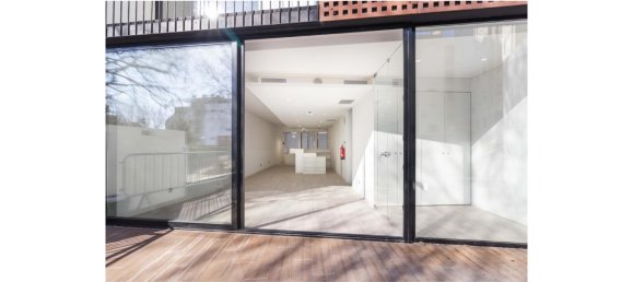 447m² Building in Lisbon, Portugal No. 111916 2