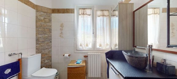 3 rooms Apartment in Vergato, Italy No. 92445 14