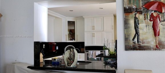 3 chambres duplex à vendre à Miami, Miami-Dade, Florida, USA № 614721 17