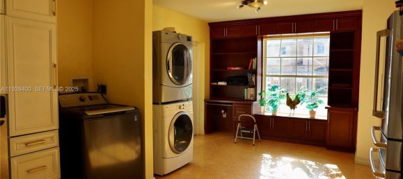 3 chambres duplex à vendre à Miami, Miami-Dade, Florida, USA № 614721 12