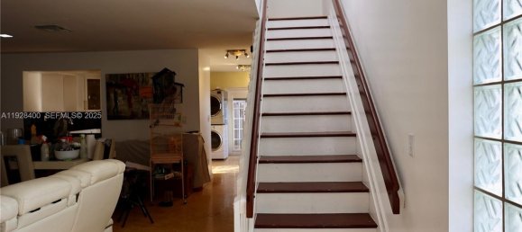 3 chambres duplex à vendre à Miami, Miami-Dade, Florida, USA № 614721 26