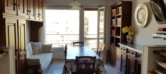 2 bedrooms Apartment in Taggia, Italy No. 253544 4