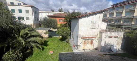 Villa T7 em Forte dei Marmi, Italy N.º 194189 9