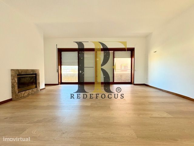 3 bedrooms Apartment in Esmoriz, Portugal No. 277970