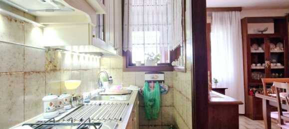 Apartamento de 3 divisões em Udine, Italy N.º 282427 11