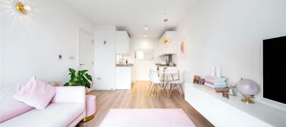 1 bedroom Apartment in London, United Kingdom No. 12230 12