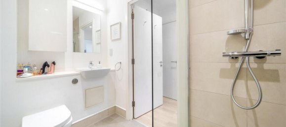 1 bedroom Apartment in London, United Kingdom No. 12230 6