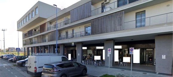 Propriété commerciale à Brescia, Italy 202m² No. 283792 2