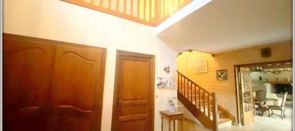 5 Schlafzimmer Schlösser in Aulnay-sous-Bois, France, Nr. 313874 2