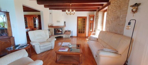 3 bedrooms Castles in Villeneuve, France No. 288496 9