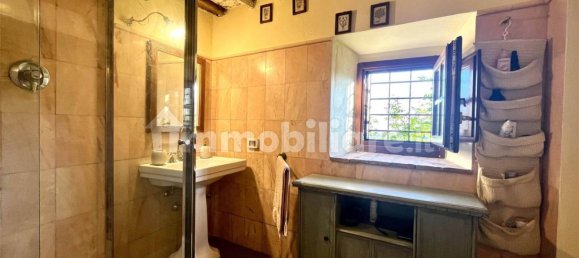 Casa de 3 dormitorios en Pistoia, Italy No. 229342 4