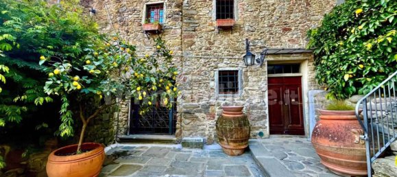 Casa de 3 dormitorios en Pistoia, Italy No. 229342 11