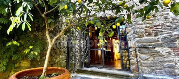 Casa de 3 dormitorios en Pistoia, Italy No. 229342 44