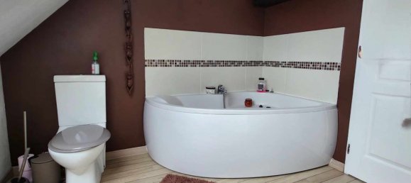 Casa T4 em Saint-Sauflieu, France N.º 211270 4